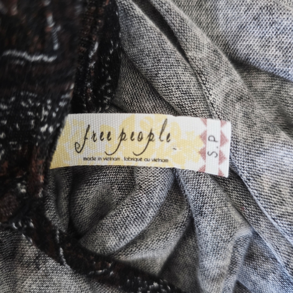 Free People Open Back Lightweight Long sleeve Women’s Tops Size SMALL - Picture 9 of 10